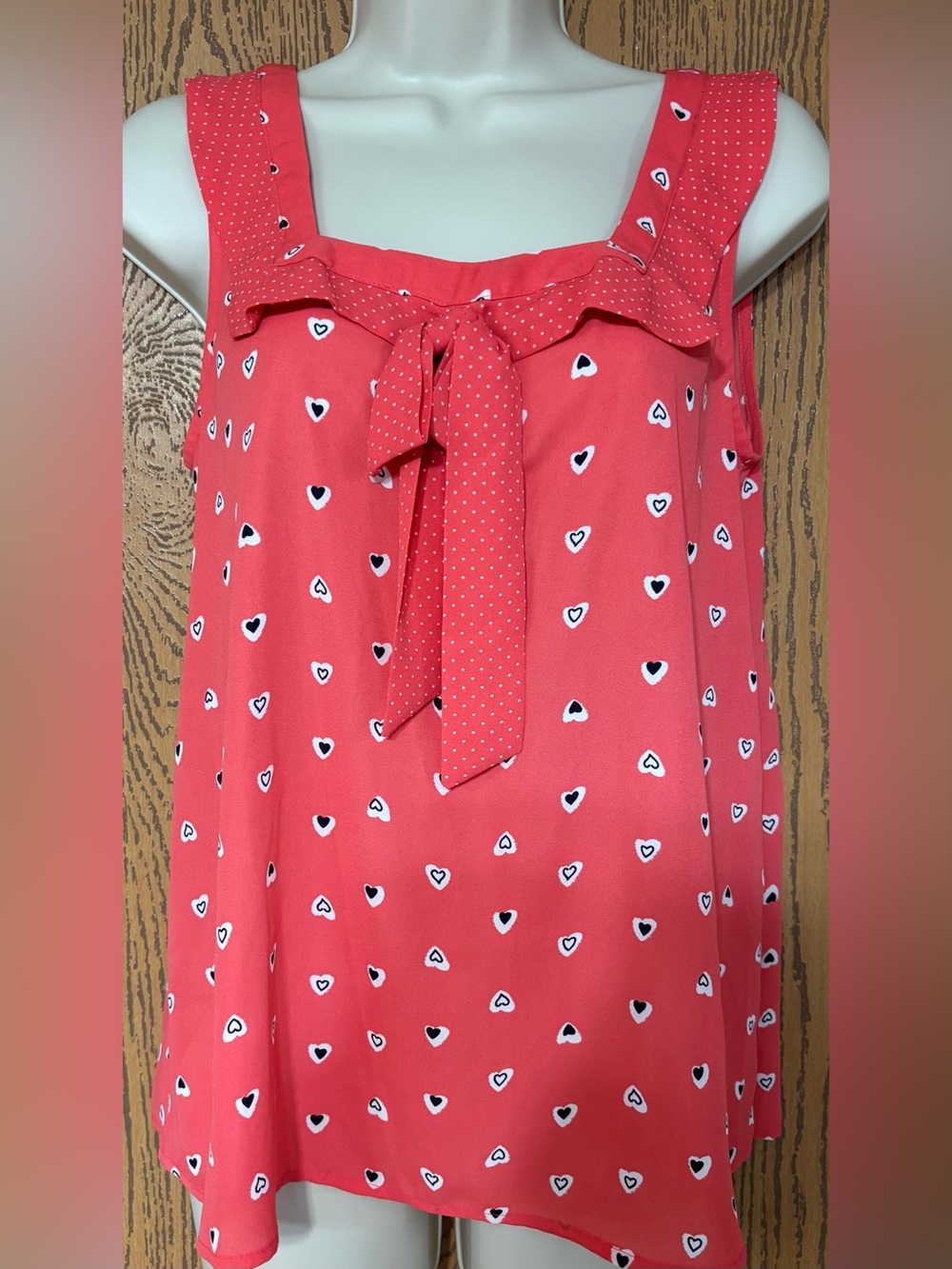 Disney Women’s Coral Heart-Print Tie-Front Tank Top